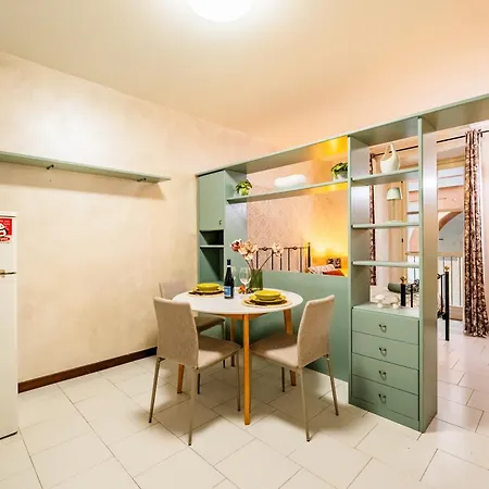 Maison De La Dame * Cuneo