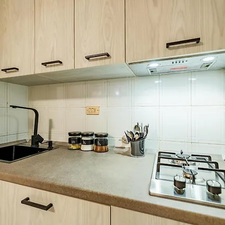 Maison De La Dame * Кунео