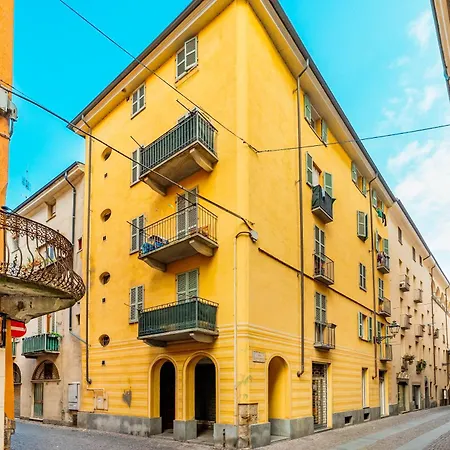 Maison De La Dame Кунео